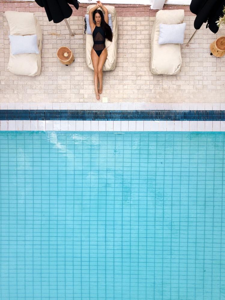 Akra Morea Hotel & Residences Монемвазия Экстерьер фото